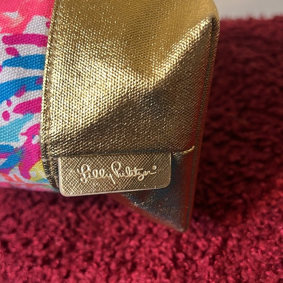 Like new Lily Pulitzer wine bag - Picture 3 of 11